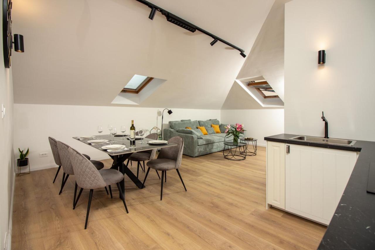 ספליט Beachside Apartment Attico מראה חיצוני תמונה