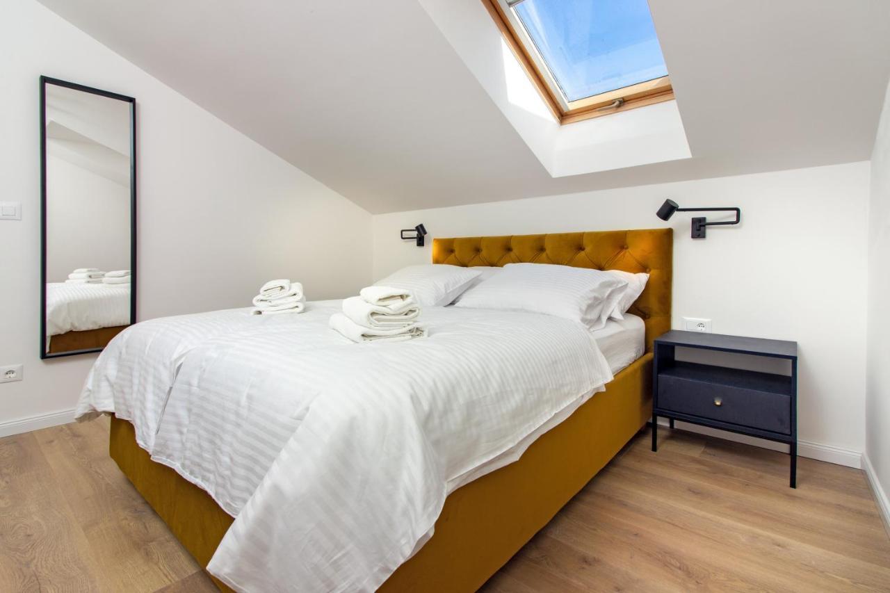 ספליט Beachside Apartment Attico מראה חיצוני תמונה
