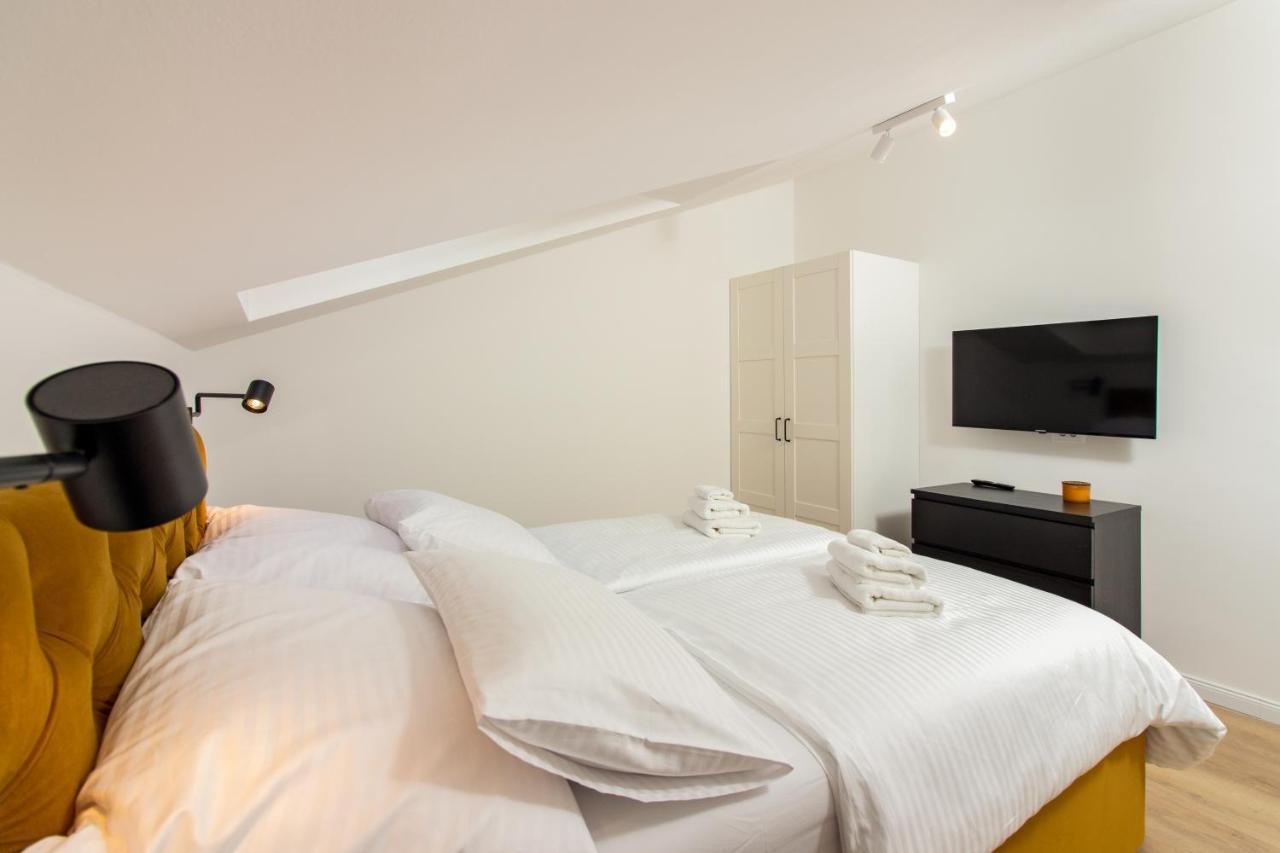 ספליט Beachside Apartment Attico מראה חיצוני תמונה