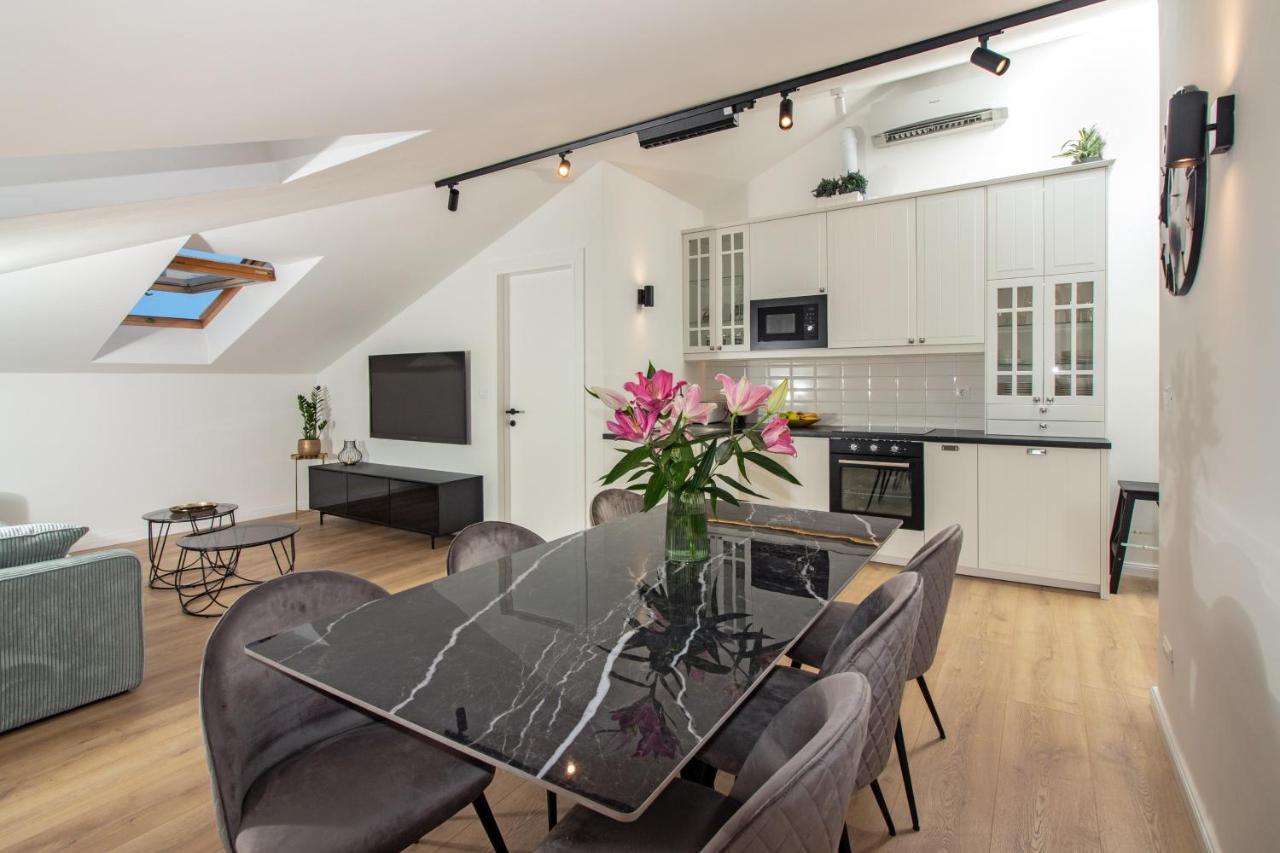 ספליט Beachside Apartment Attico מראה חיצוני תמונה