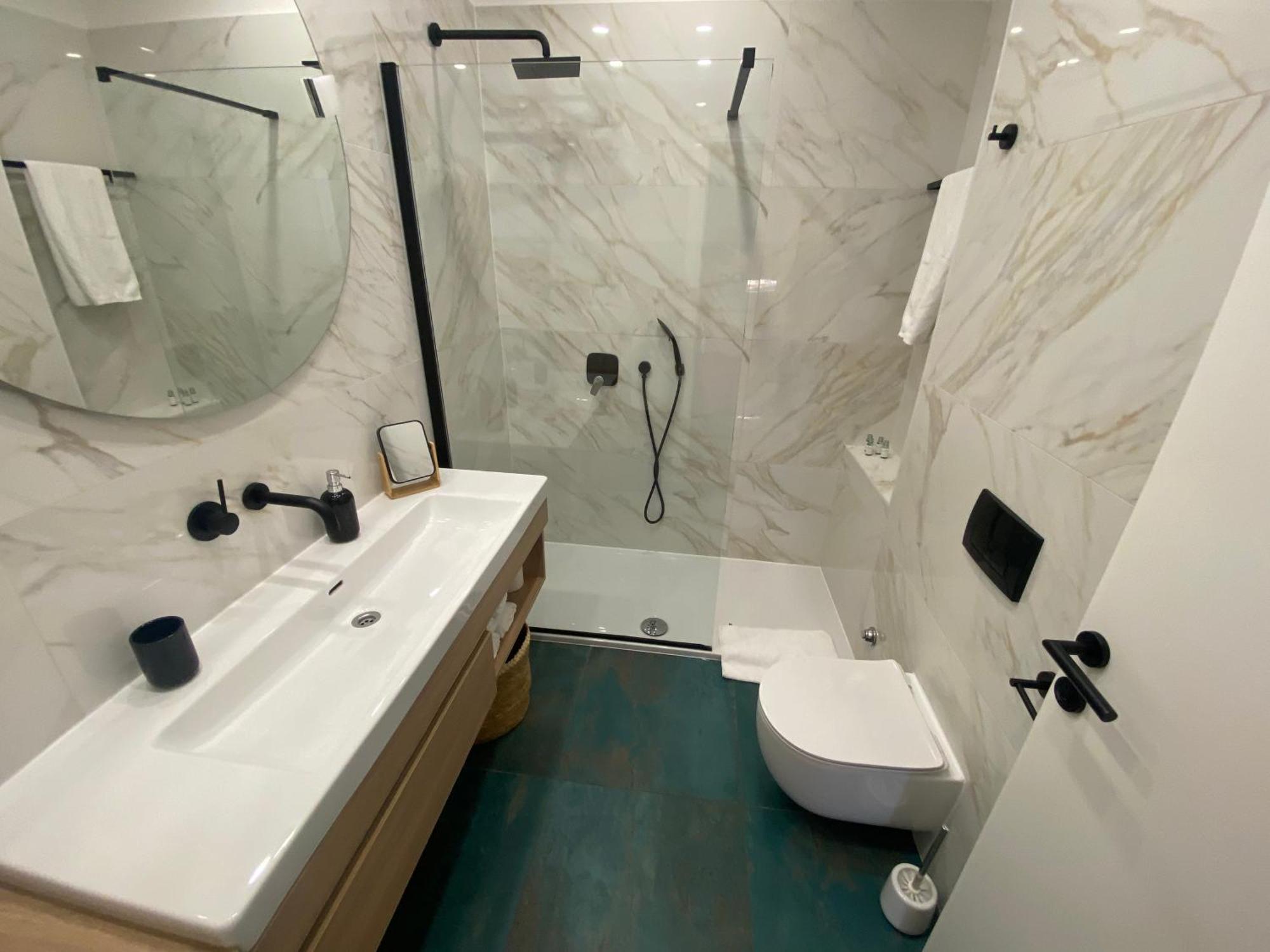 ספליט Beachside Apartment Attico מראה חיצוני תמונה