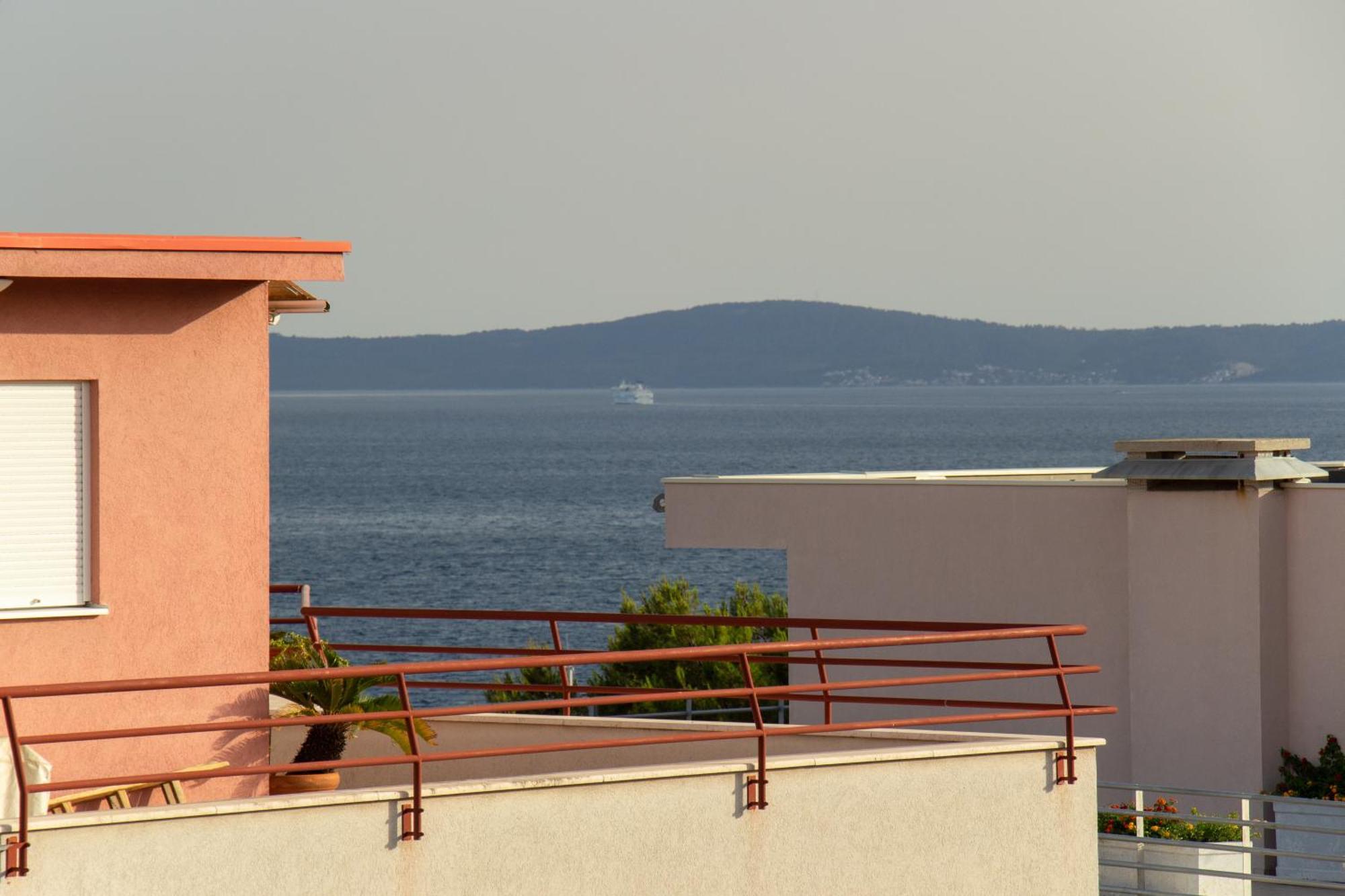 ספליט Beachside Apartment Attico מראה חיצוני תמונה